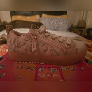 Sketchers girls light up sneakers